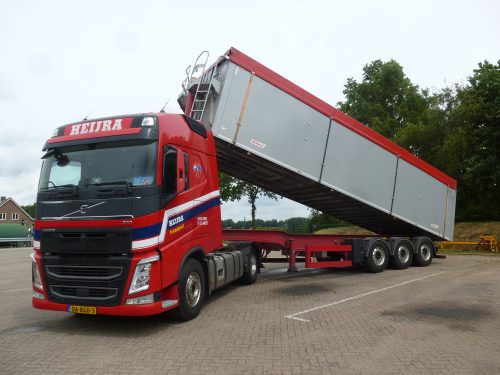 Vrachtwagen kipper 2